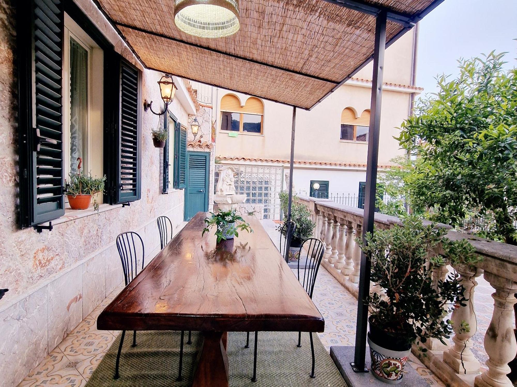 Donna Rosa - Your Home In Taormina Exteriör bild